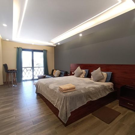 Hotel Berlin International Puerto López Esterno foto